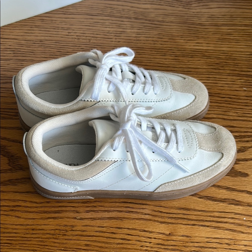 Zara White and Tan Casual Sneakers Youth size 1.5